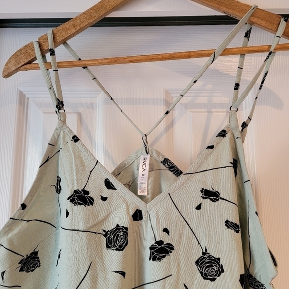 RVCA Sage Jade Green Floral Whine Strappy Back Mini Sun Dress Size Medium - Picture 9 of 12